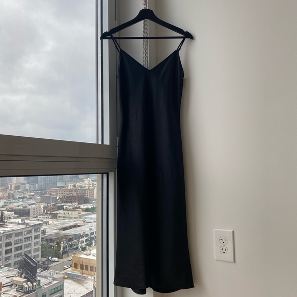 Aritzia Wilfred Only Slip Dress - Picture 3 of 4